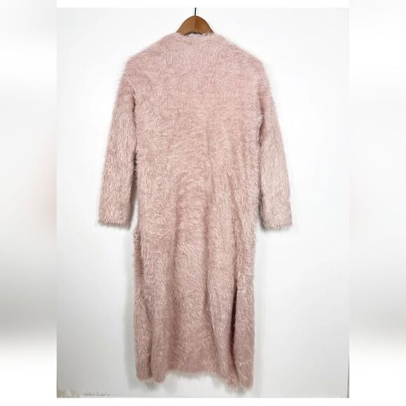 BB Dakota  - Picture 5 of 13